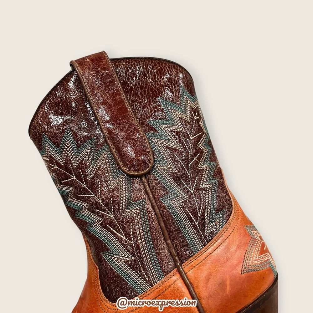$525 RARE Frye Cognac Brown Real Leather Floral Embroidered Pull On Cowboy Boot - Picture 10 of 14